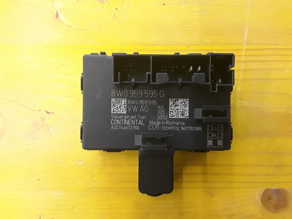 Audi A4 8W   Türsteuergerät 8W0 959 595 G
