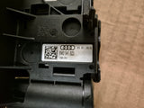 Audi A4 8W Sicherungsdose mit Sicherung 8W0 941 824 AN  Potentialverteiler 8W0 941 823